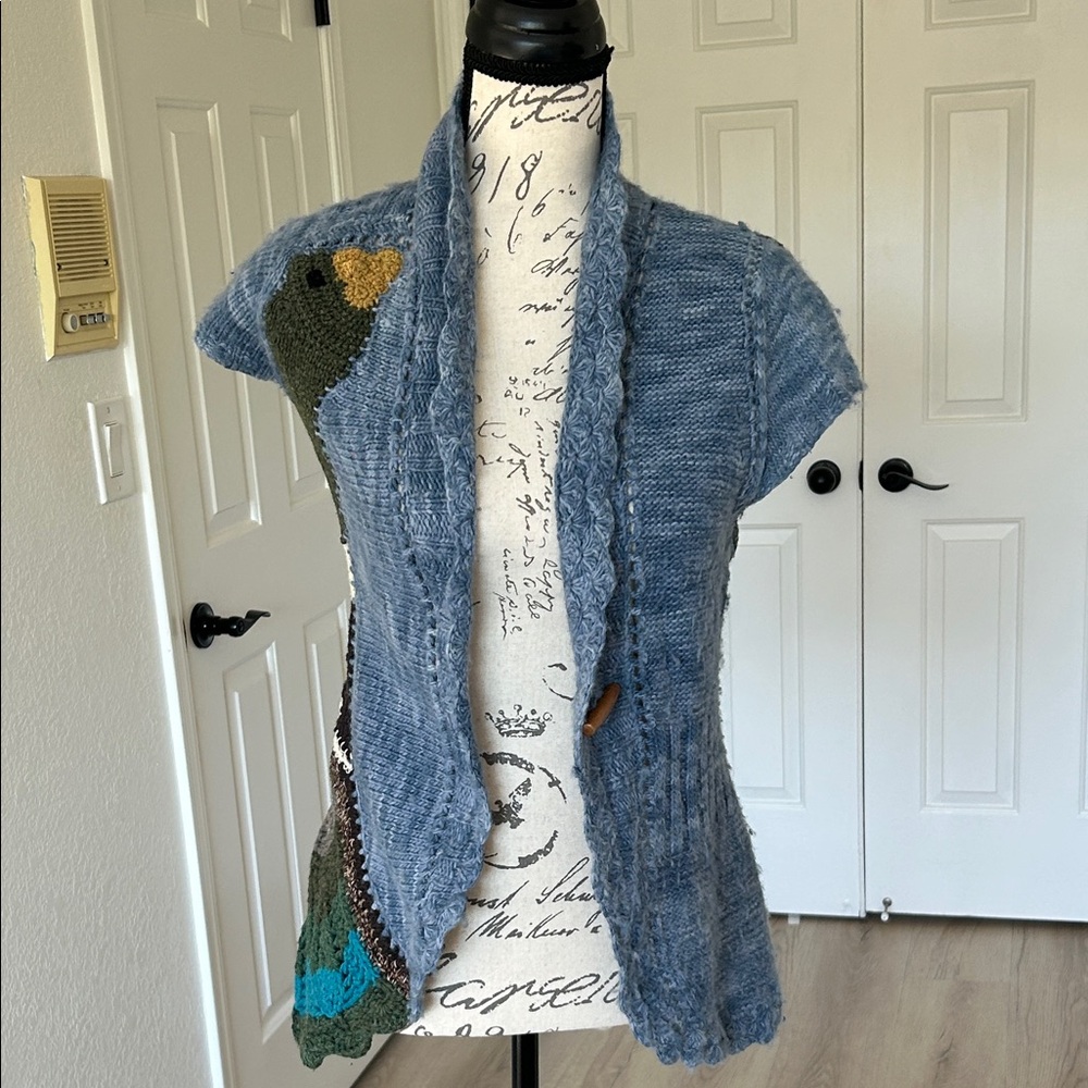 Elegant Blue Short Sleeve Cardigan